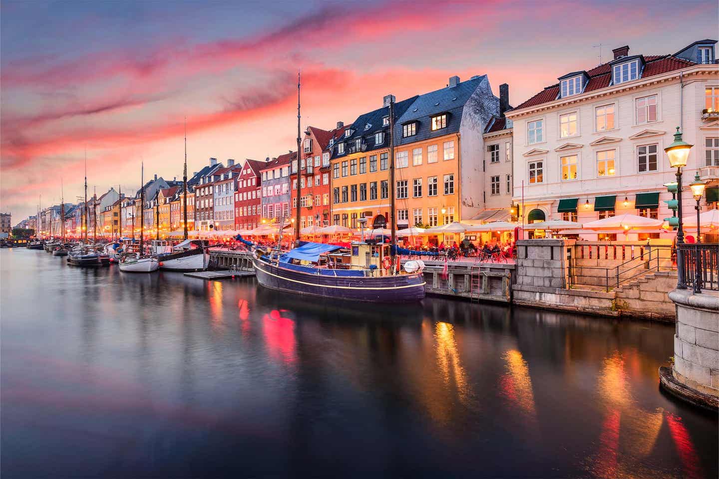 Hafen im Sonnenuntergang