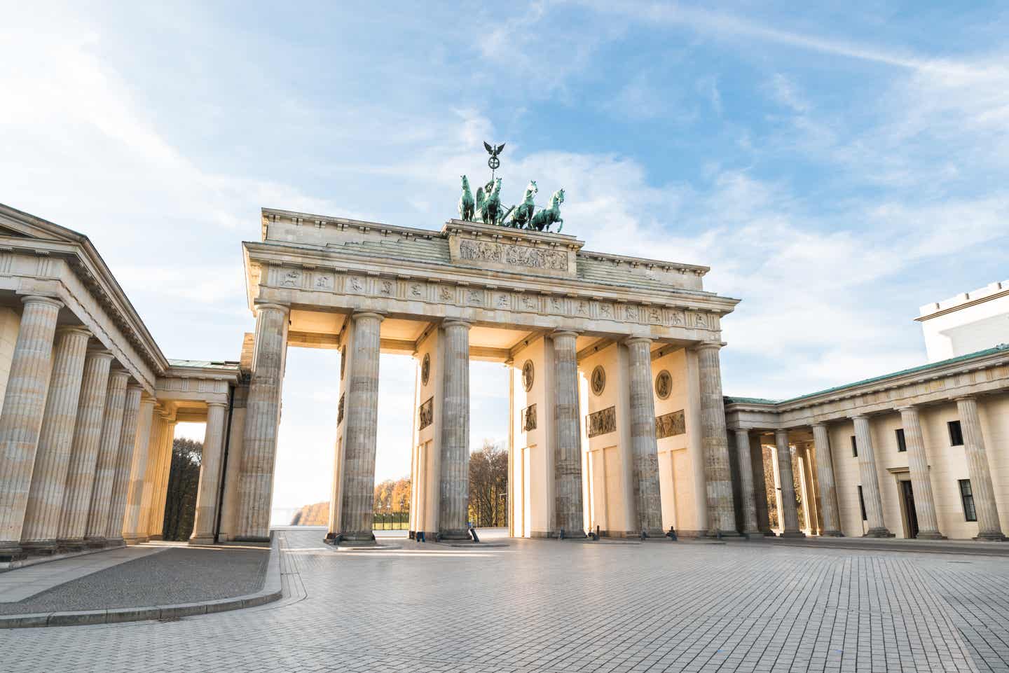 Mädelstrip Berlin: Brandenburger Tor 