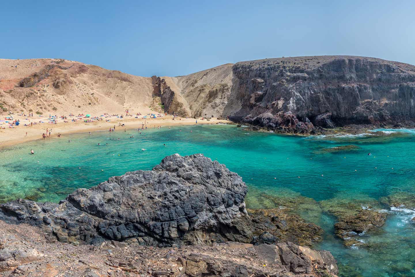 Playa de Papagayo – Strand mit türkisblauem Wasser