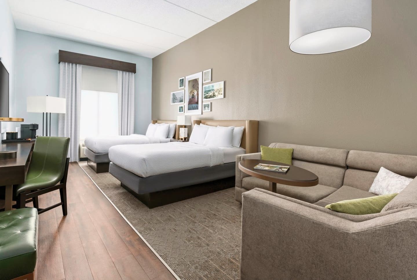 Wohnbeispiel Studio Suite Two Queen beds