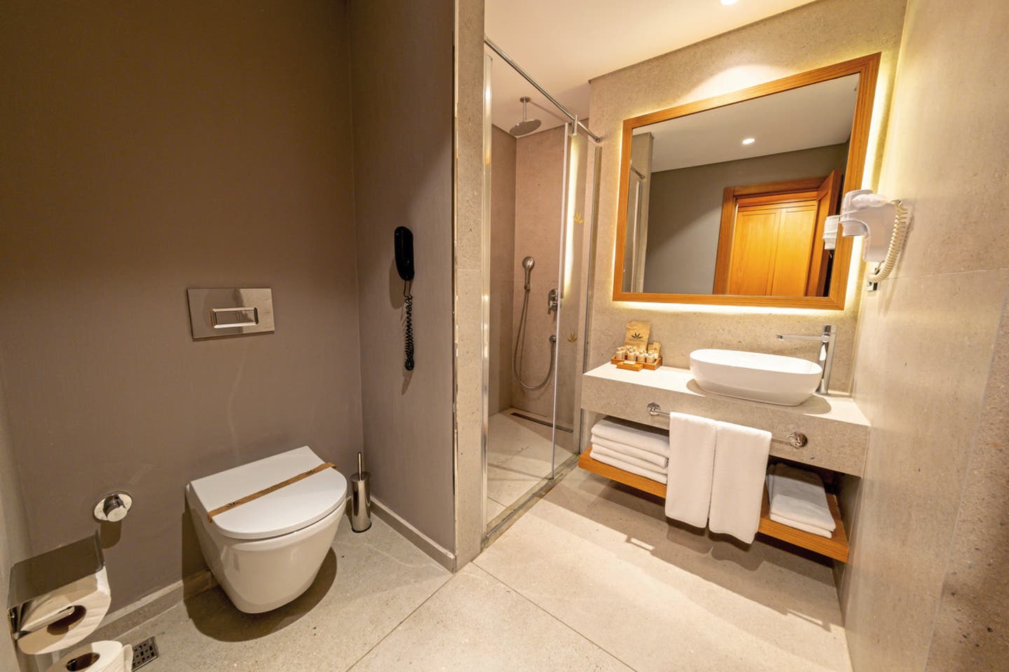 Beispiel Bad Doppelzimmer Landblick