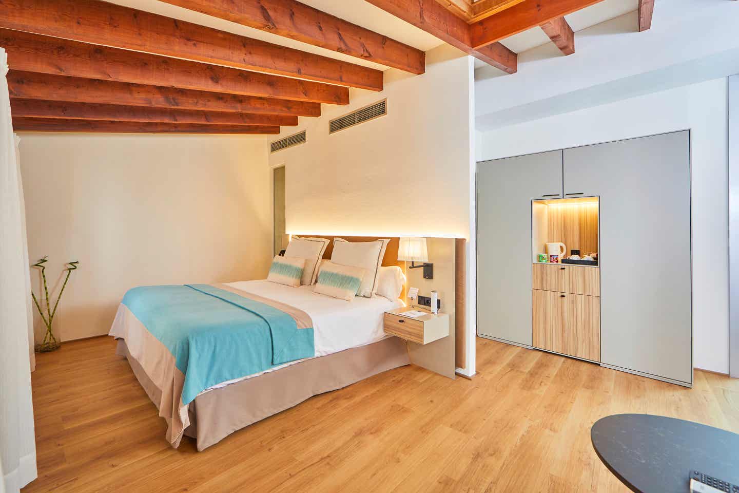 Santa Clara Urban & Spa