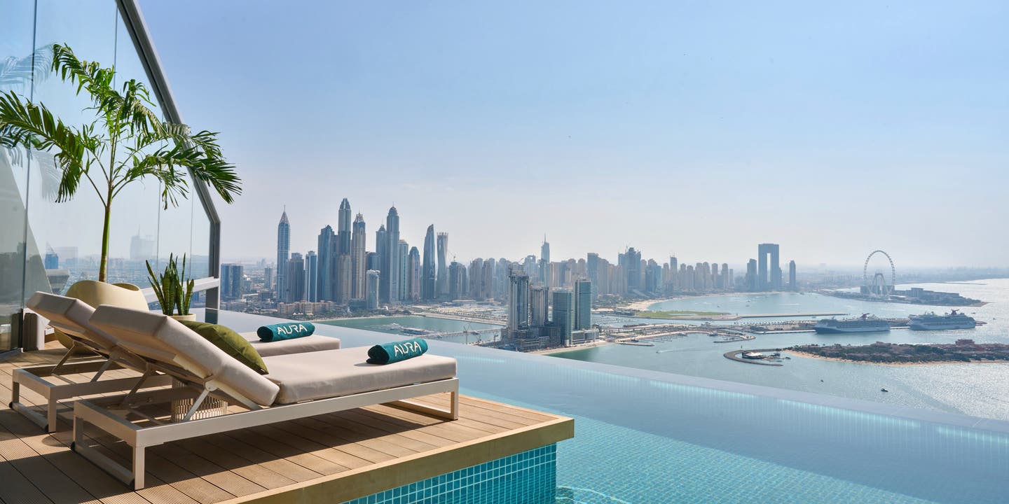 AURA Skypool: Infinity-Pool über den Straßen Dubais