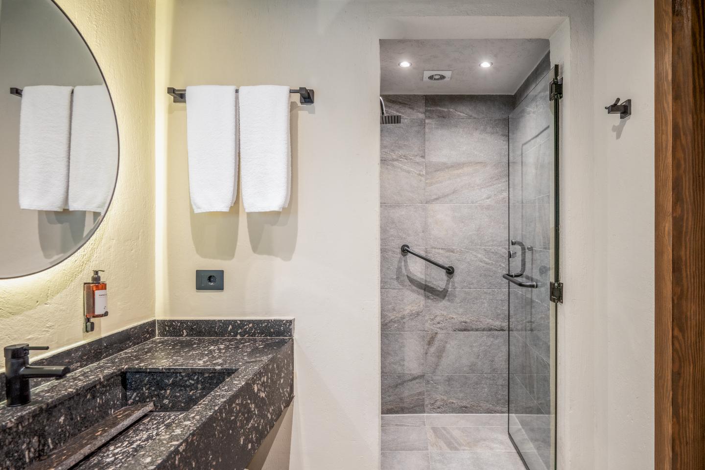 Bad Swim Up Double Room