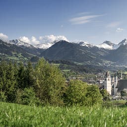 Oesterreich-Tirol-Kitzbuehl-Stadtbild-g-853365780_bearbeitet.jpg