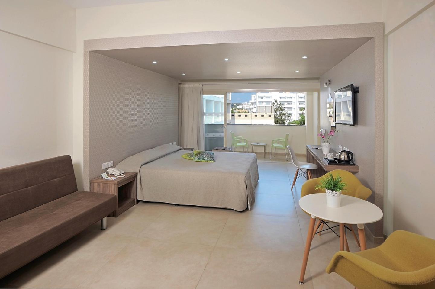 Wohnbeispiel "Doppelzimmer Deluxe Poolblick