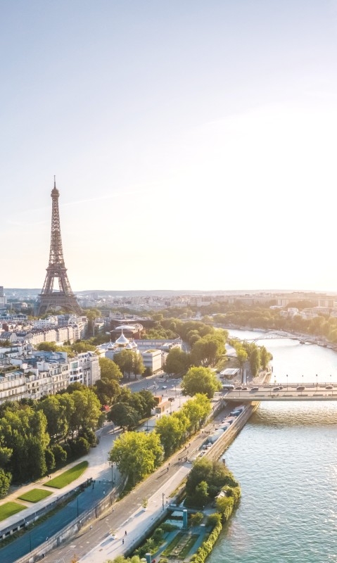 Städtereisen: Eiffelturm in Paris