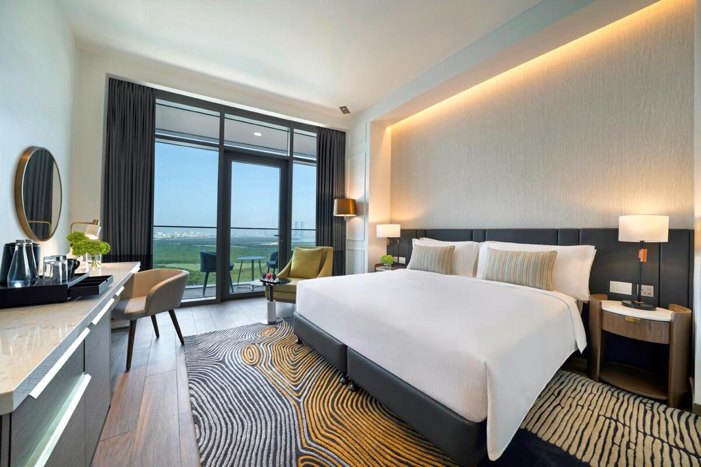 Wohnbeispiel Sea View Room with Balcony KingTwin