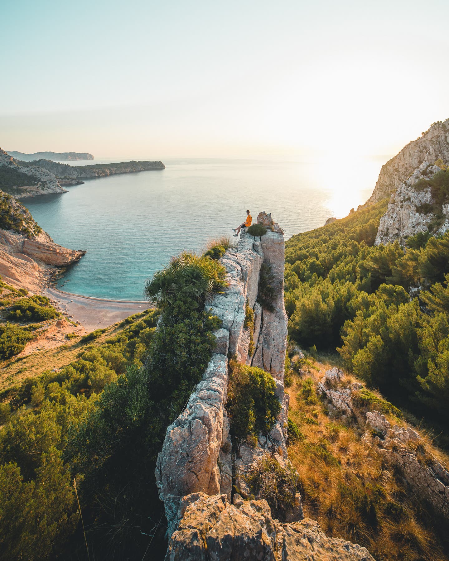 Mallorca neu entdecken – bezaubernder Sonnenuntergang über der Victoria-Halbinsel