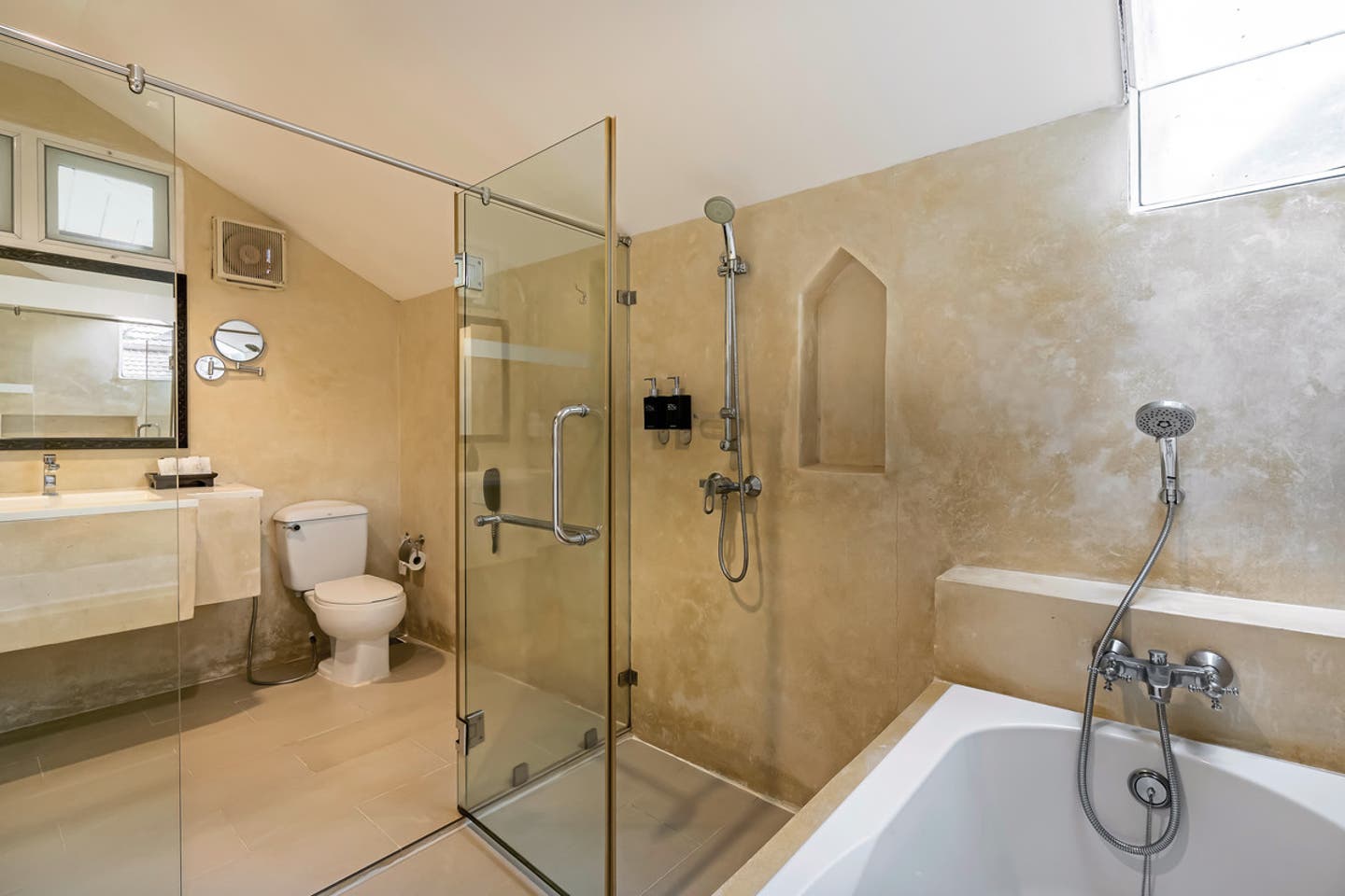 Wohnbeispiel Badezimmer Deluxe Bungalow