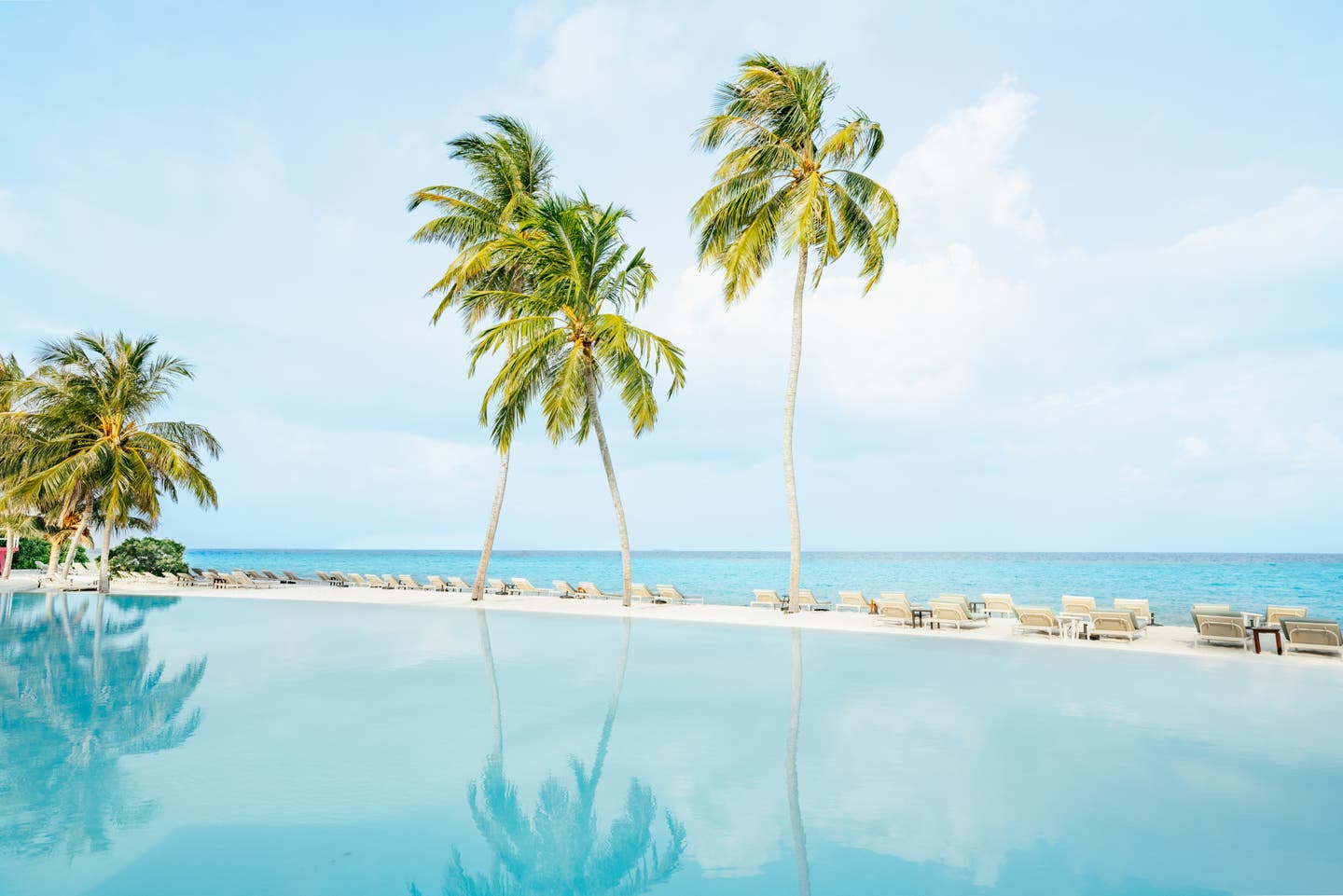 Zentraler Pool des Hotels