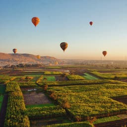 aegypten-niltal-heissluftballons-g-2175859539.jpg