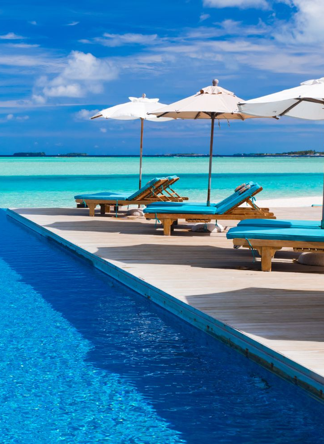 Hyatt Hotels und Resorts Infinity Pool