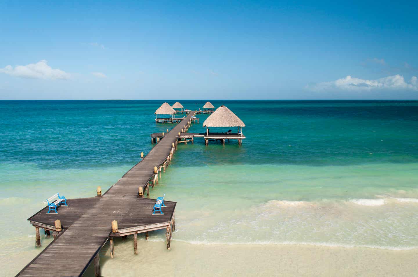 Der Anleger am Strand von Cayo Coco