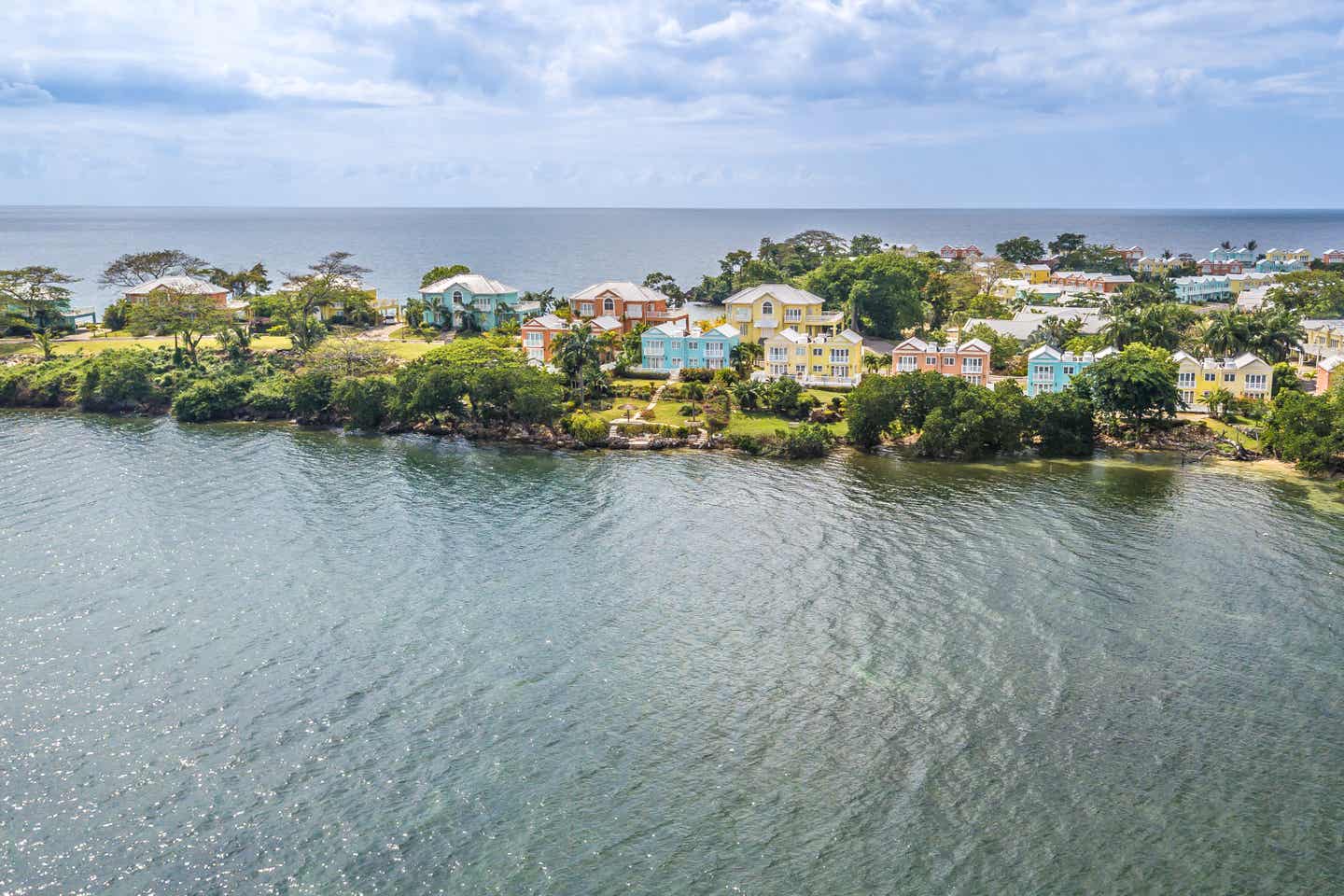 Jamaika beste Reisezeit. Luftaufnahme von Negril