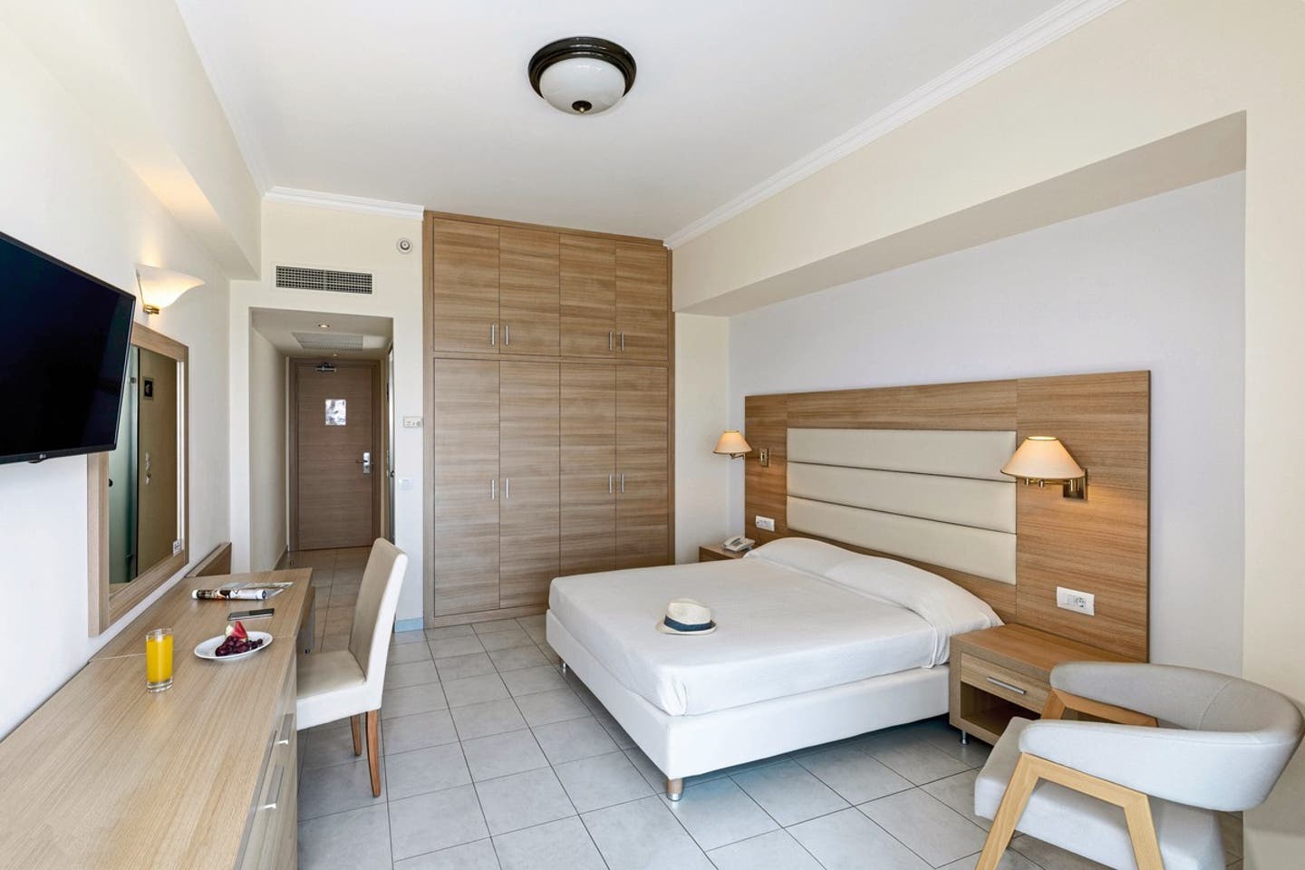 Wohnbeispiel Doppelzimmer seitl. Meerblick