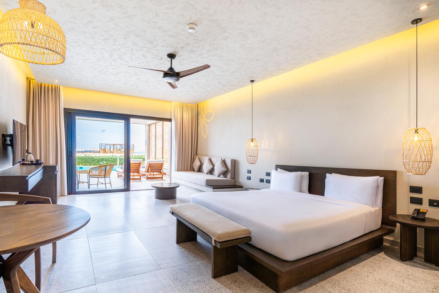 Suite Swim Up Sea View Sentido Naga Bay