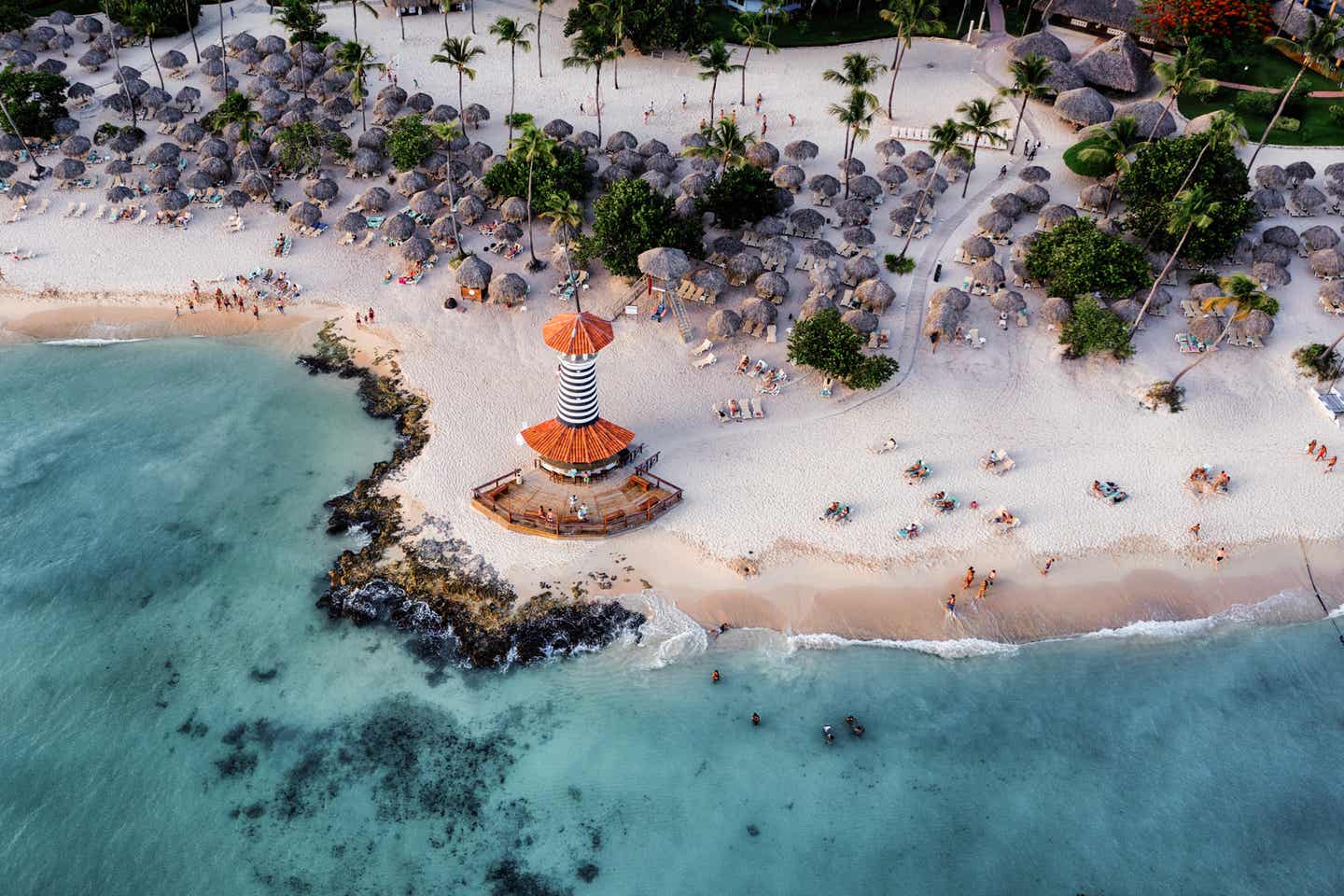 Der Strand Bayahibe in der Dominikanischen Republik, Karibik