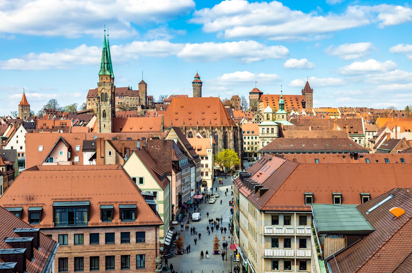deutschland-bayern-nuernberg-skyline-g-1484879573.jpg