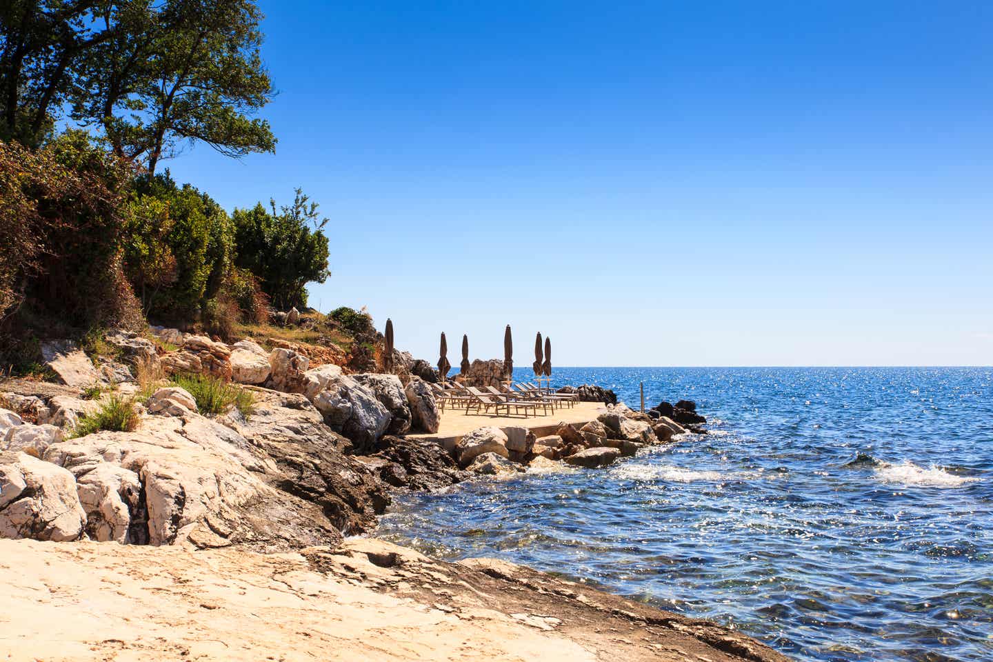 Blick aufs Meer in Porec: Sehenswerte Strände