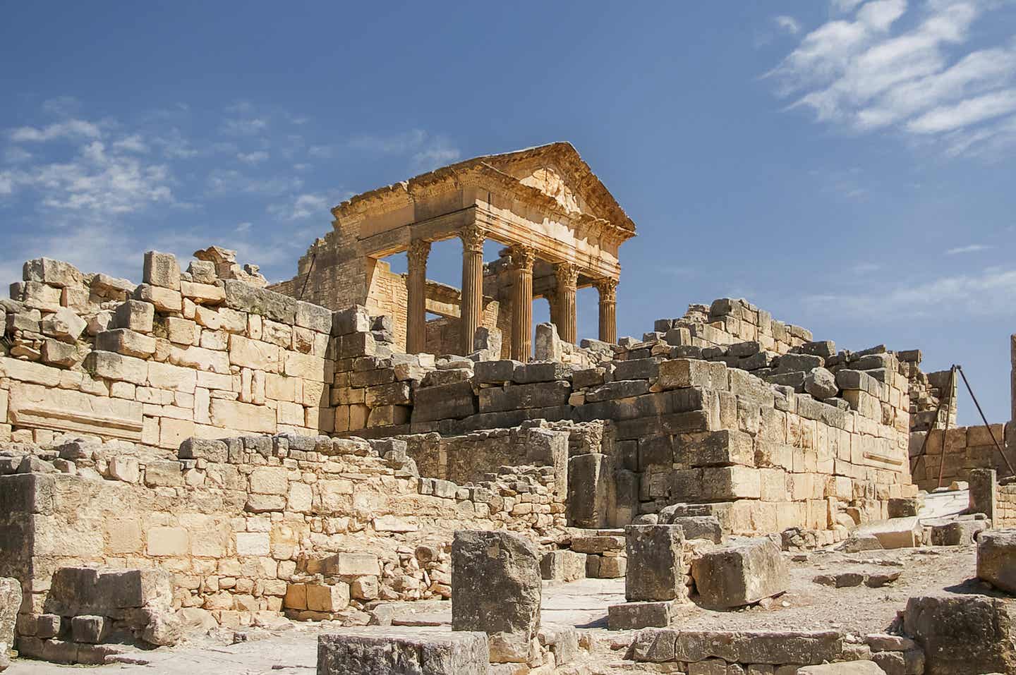 Dougga, römische Ruinen in Tunesien - UNESCO-Weltkulturerbe