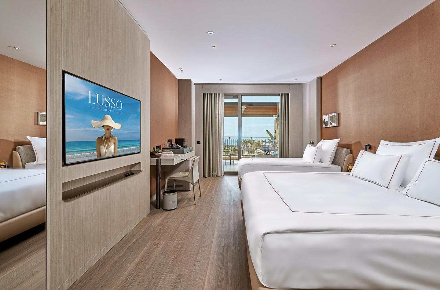 Wohnbeispiel Doppelzimmer Superior Jacuzzi Meerblick