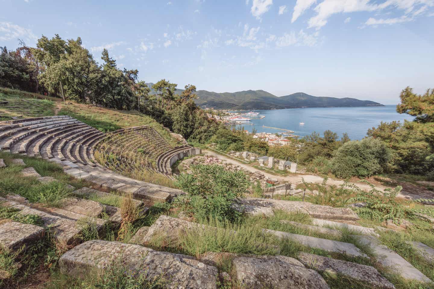 Sehenswürdigkeiten Thassos: Das antike Amphitheater oberhalb der Hauptstadt Limenas