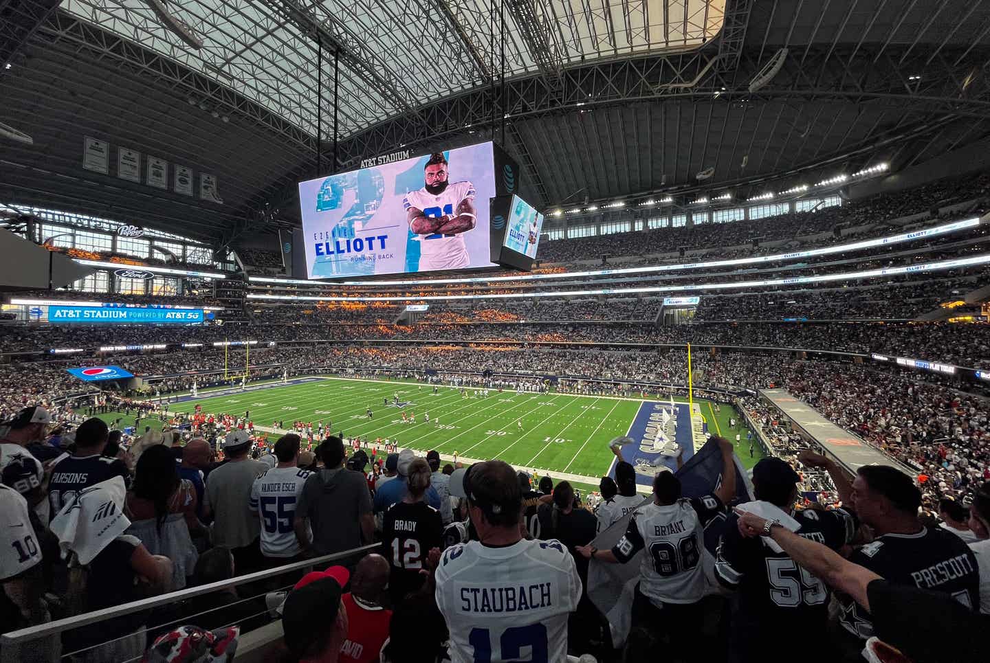 Ein Spiel der Dallas Cowboys im AT&T Stadium in Arlington