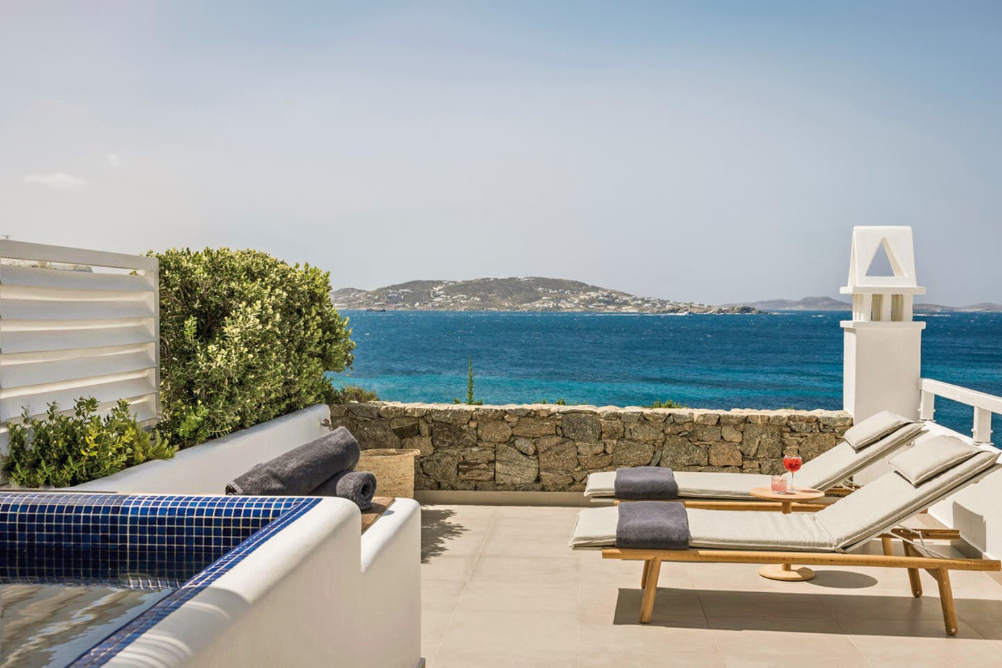 Wohnbeispiel Juniorsuite Meerblick Plunge Pool