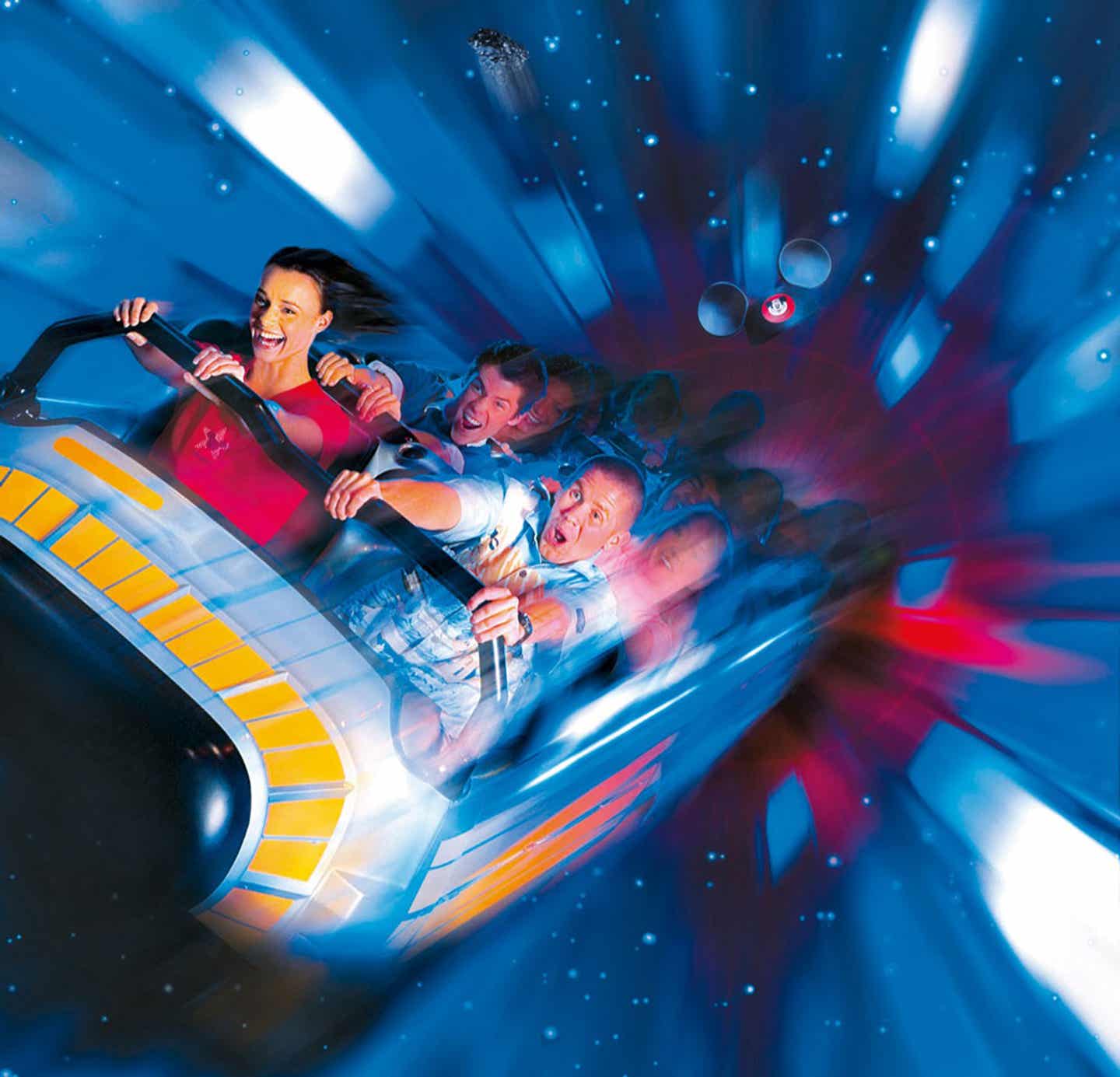 Disneyland Resort Anaheim Space Mountain Achterbahn im Dunkeln