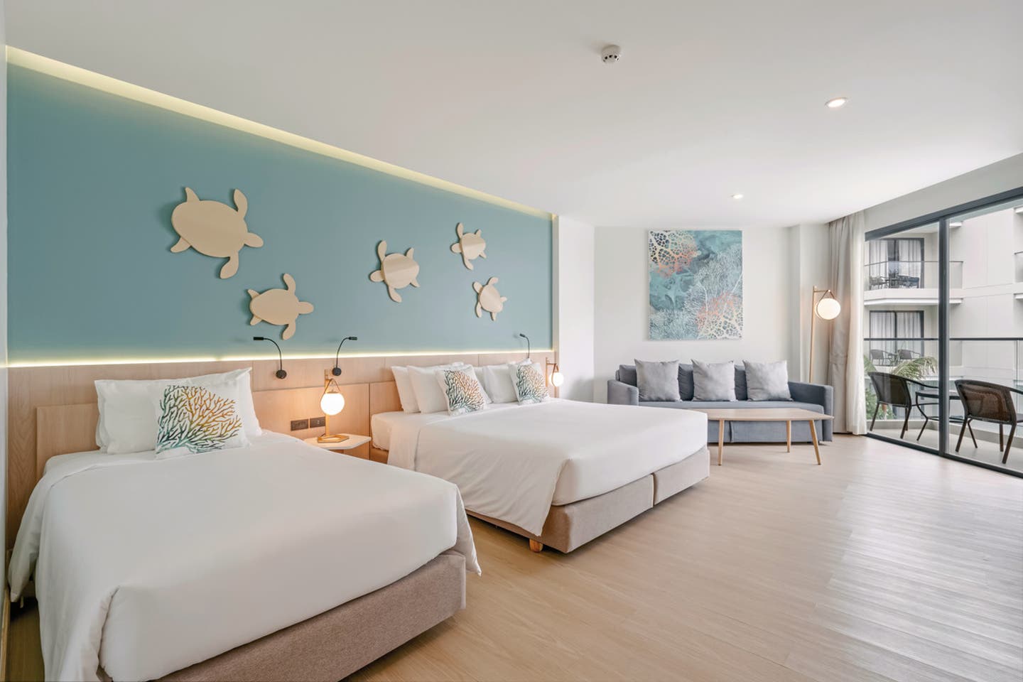 Wohnbeispiel Family Pool View