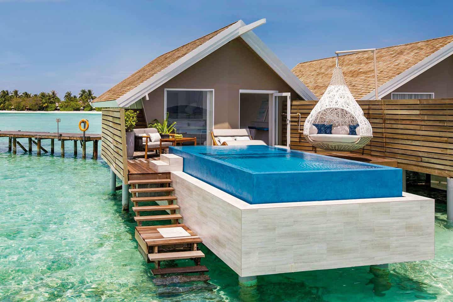 Pool im LUX* South Ari Atoll