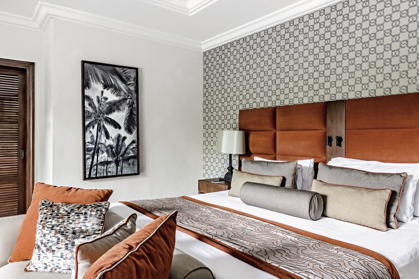 Beachfront Luxury Suite Pool Villa