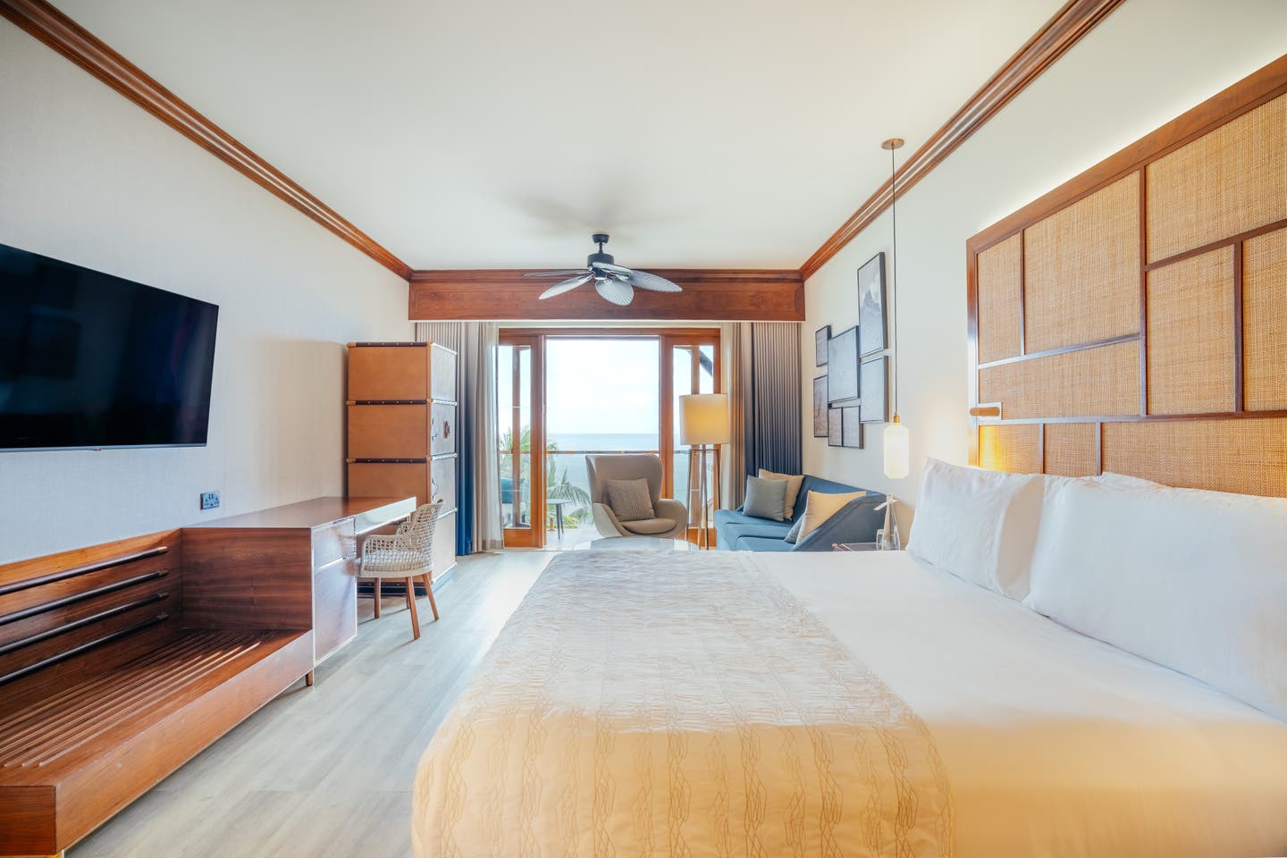 Komfortables Wohnen und Schlafen in einer Junior Ocean Sky Suite