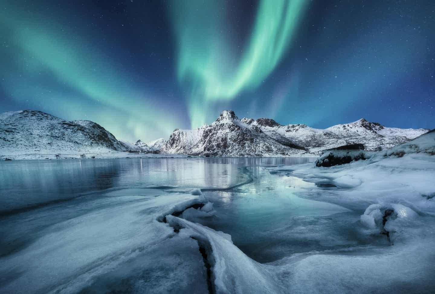 Aurora Borealis in Lofoteninseln, Norwegen