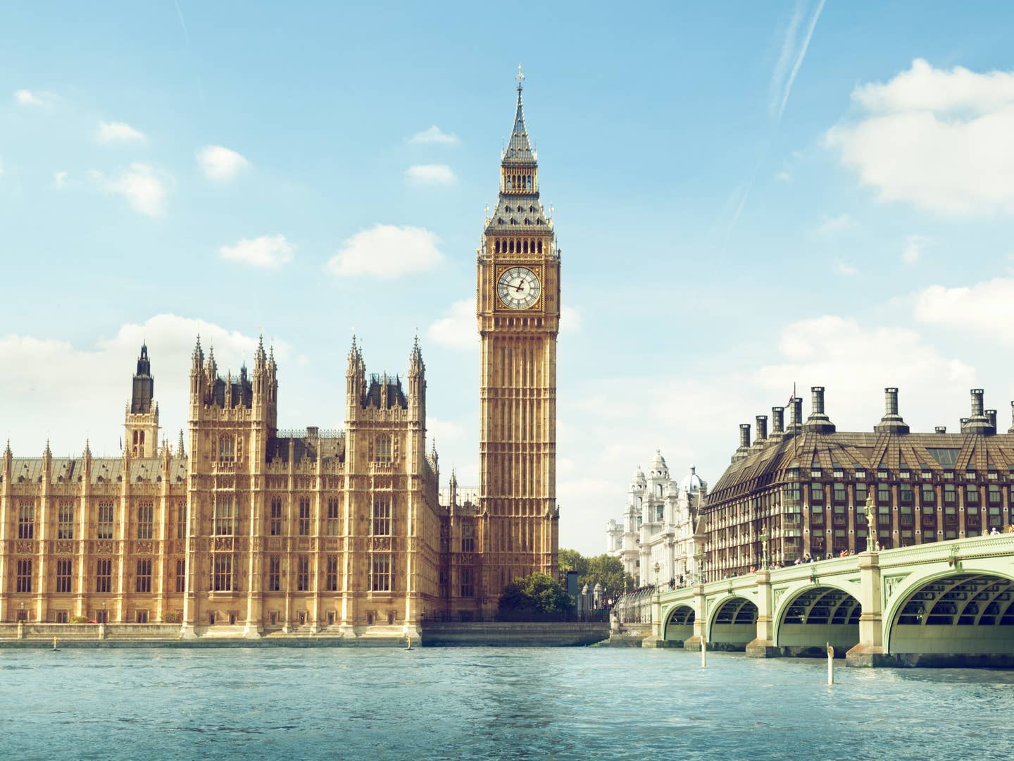 Städtereisen buchen: Blick auf Big Ben in London Städtereisen buchen: Blick auf Big Ben in London