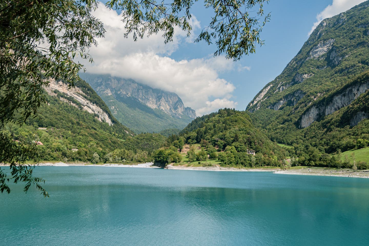 Lago di Tenno - einer der schönsten oberitalienischen Seen