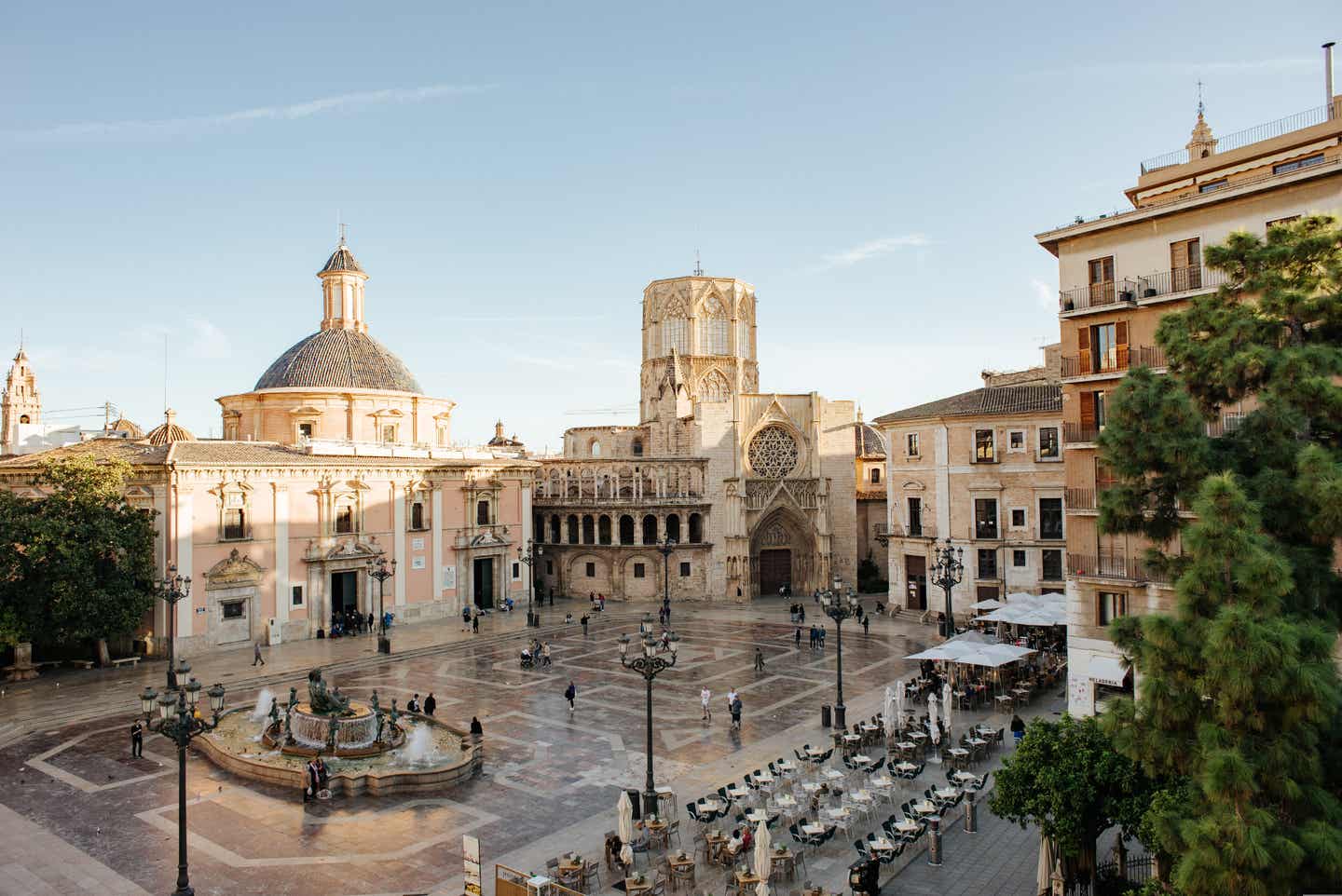 Urlaub in Valencia – Plaza de la Virgen