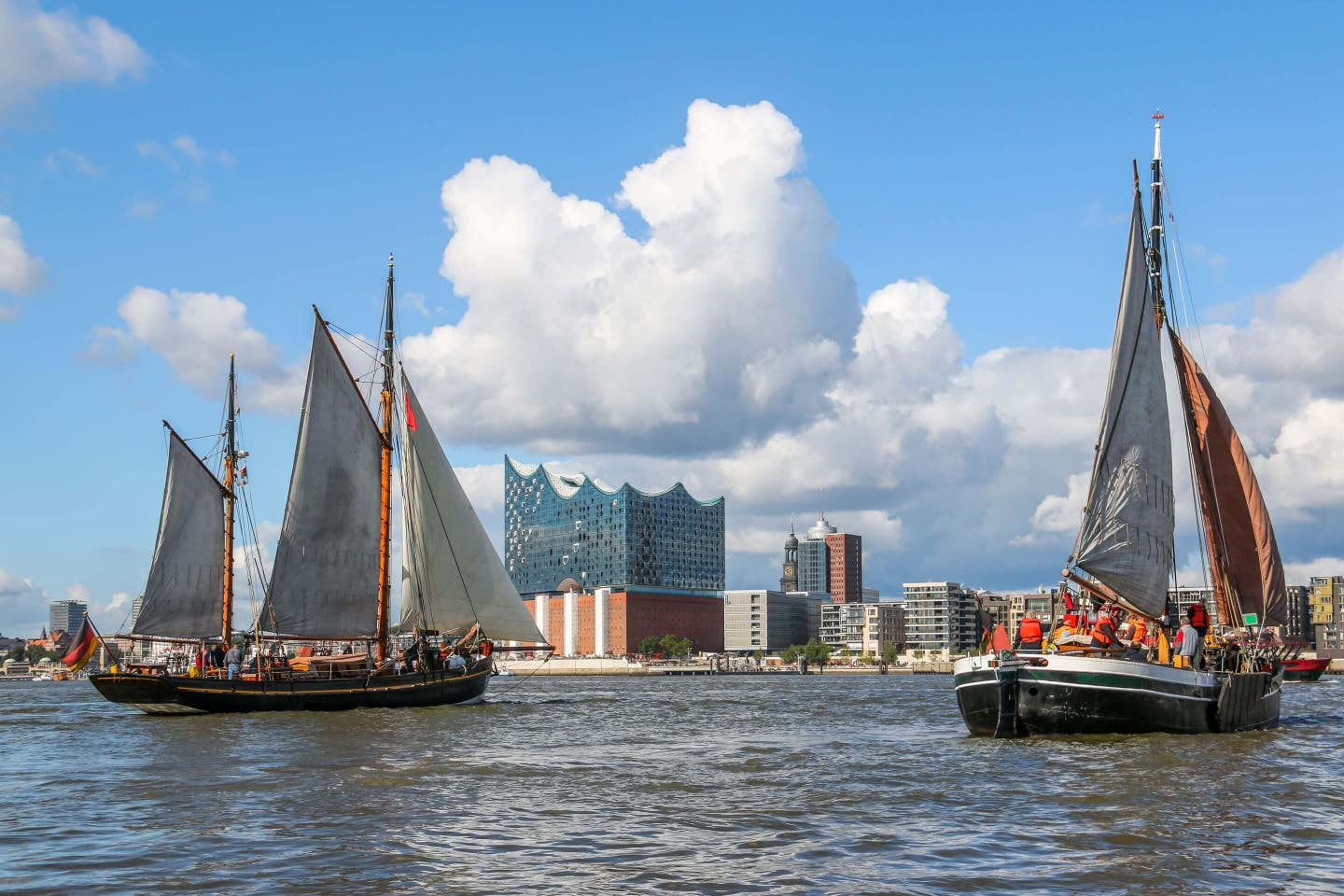 Hafengeburtstag Hamburg – erlebe das größte Hafenfest der Welt