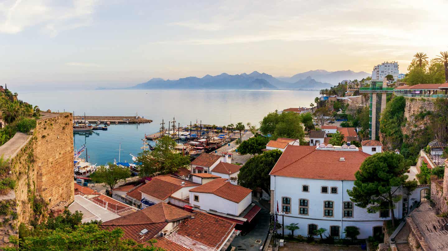 Altstadt von Antalya: Sehenswürdigkeiten im historischen Viertel