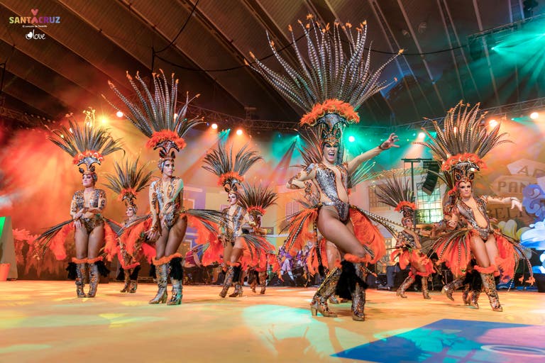 Karneval Teneriffa Feiern auf der Insel DERTOUR