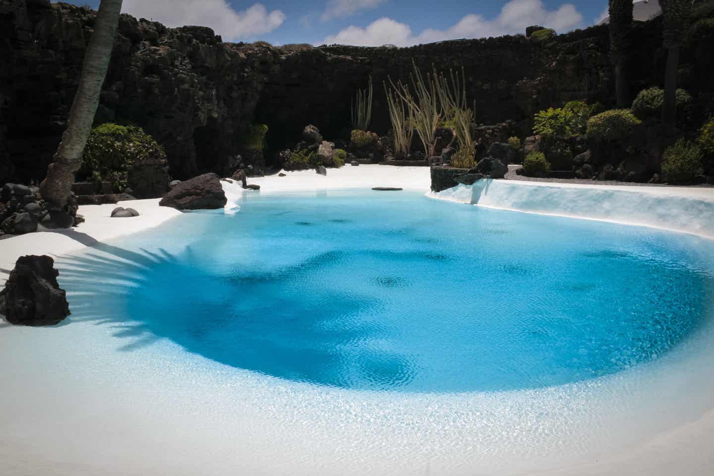 Los Jameos del Agua Swimmingpool