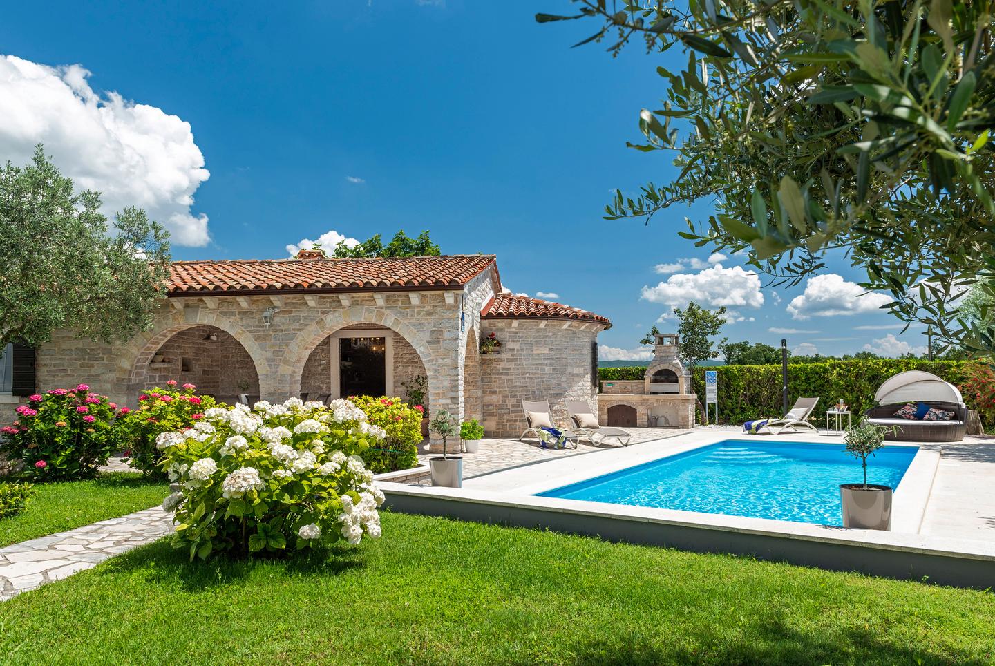 Ferienwohnung mit Pool in Kroatien