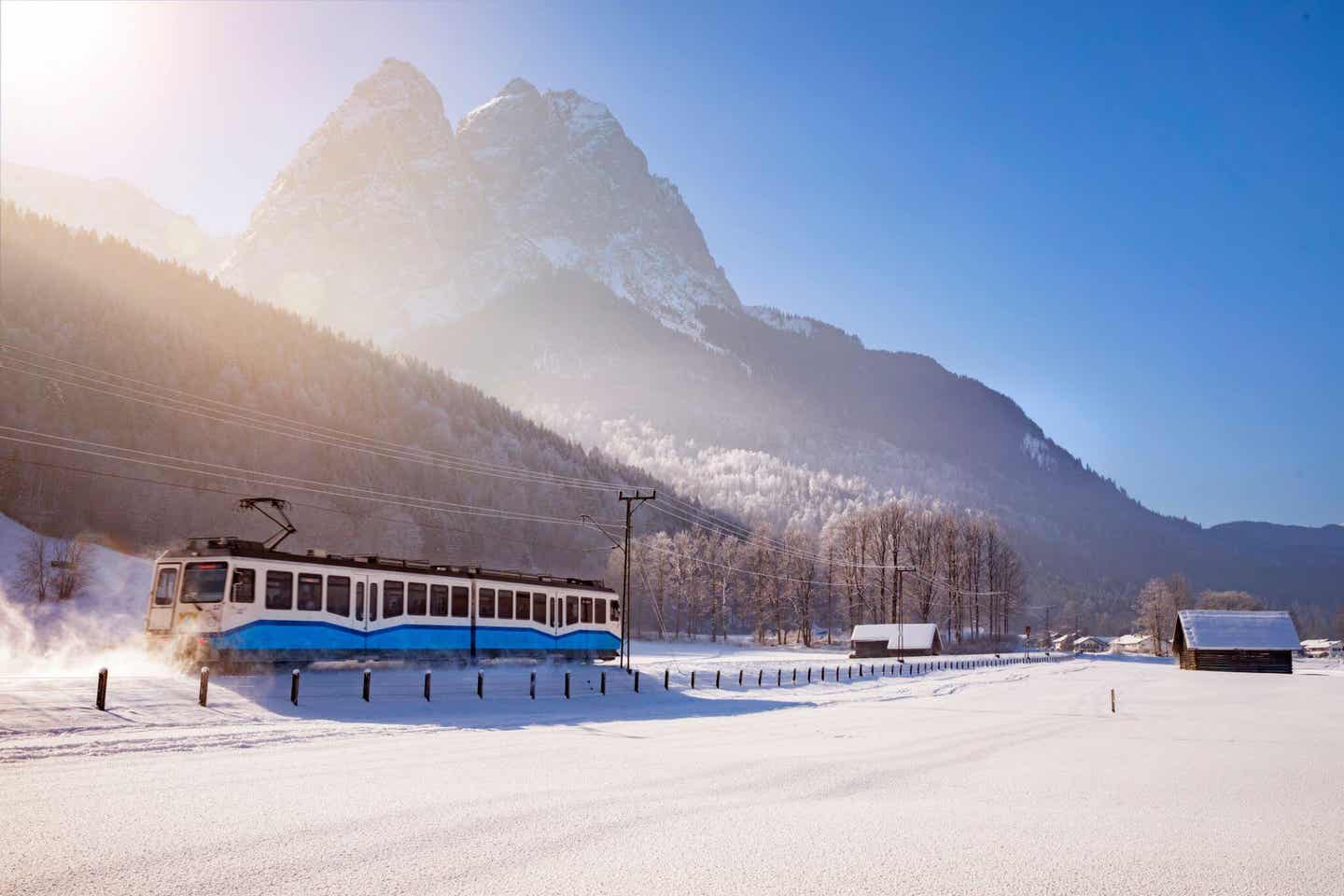 Gletscherbahn Zugspitze im Schnee