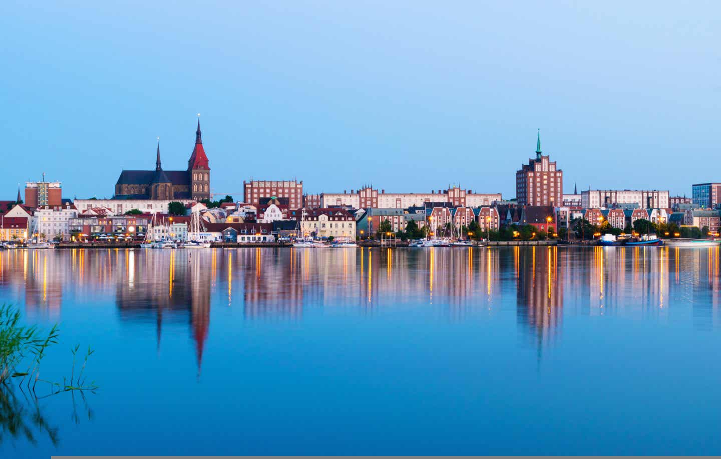 Urlaub in Rostock – Blick auf den Hafen