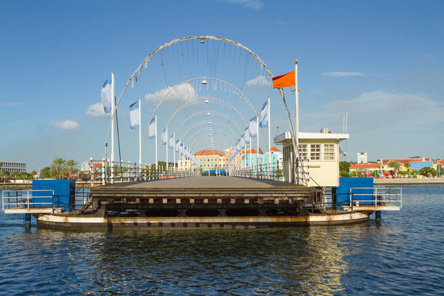 Königin-Emma-Brücke auf Curacao