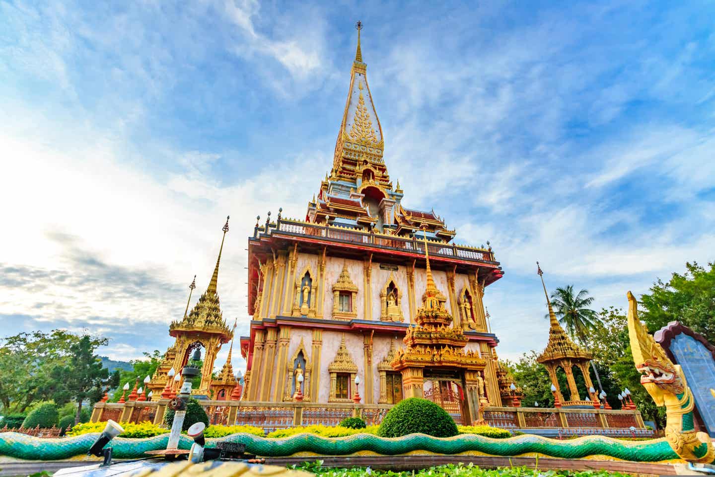 Sehenswürdigkeiten in Phuket entdecken - Chalong Tempel