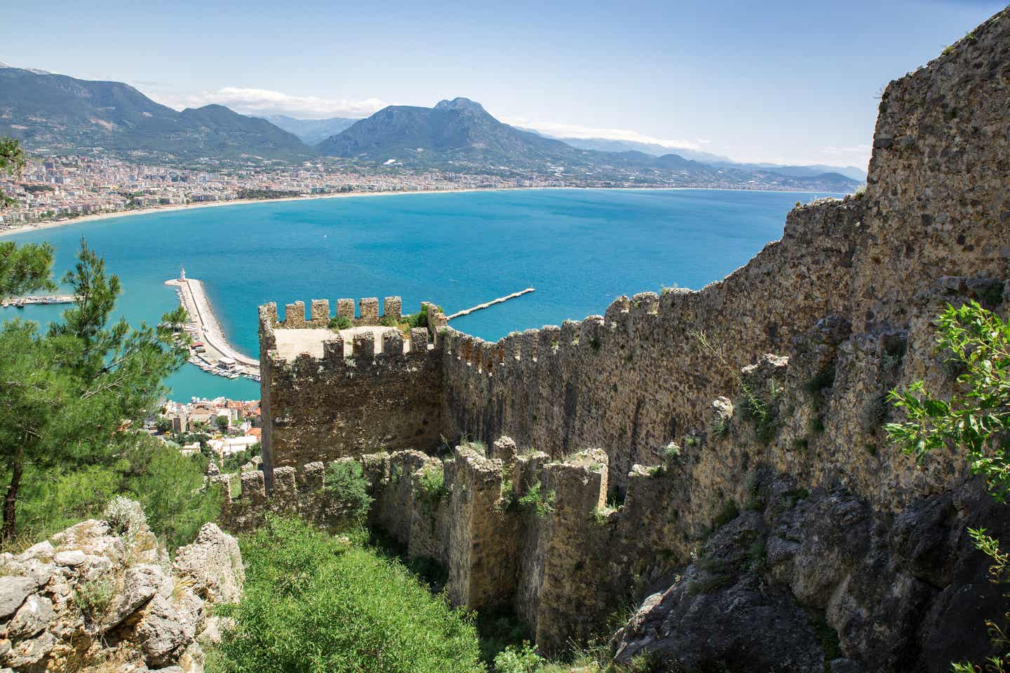 Urlaub in Alanya: die Burg der Stadt von oben