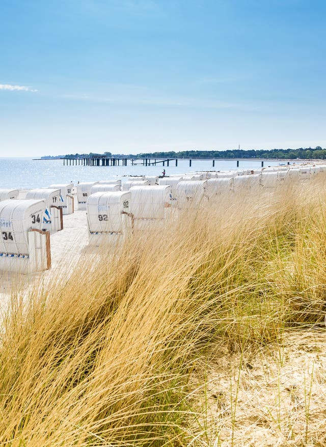 Zu den Angeboten Urlaub an der Ostsee - Bahn & Hotel kombinieren