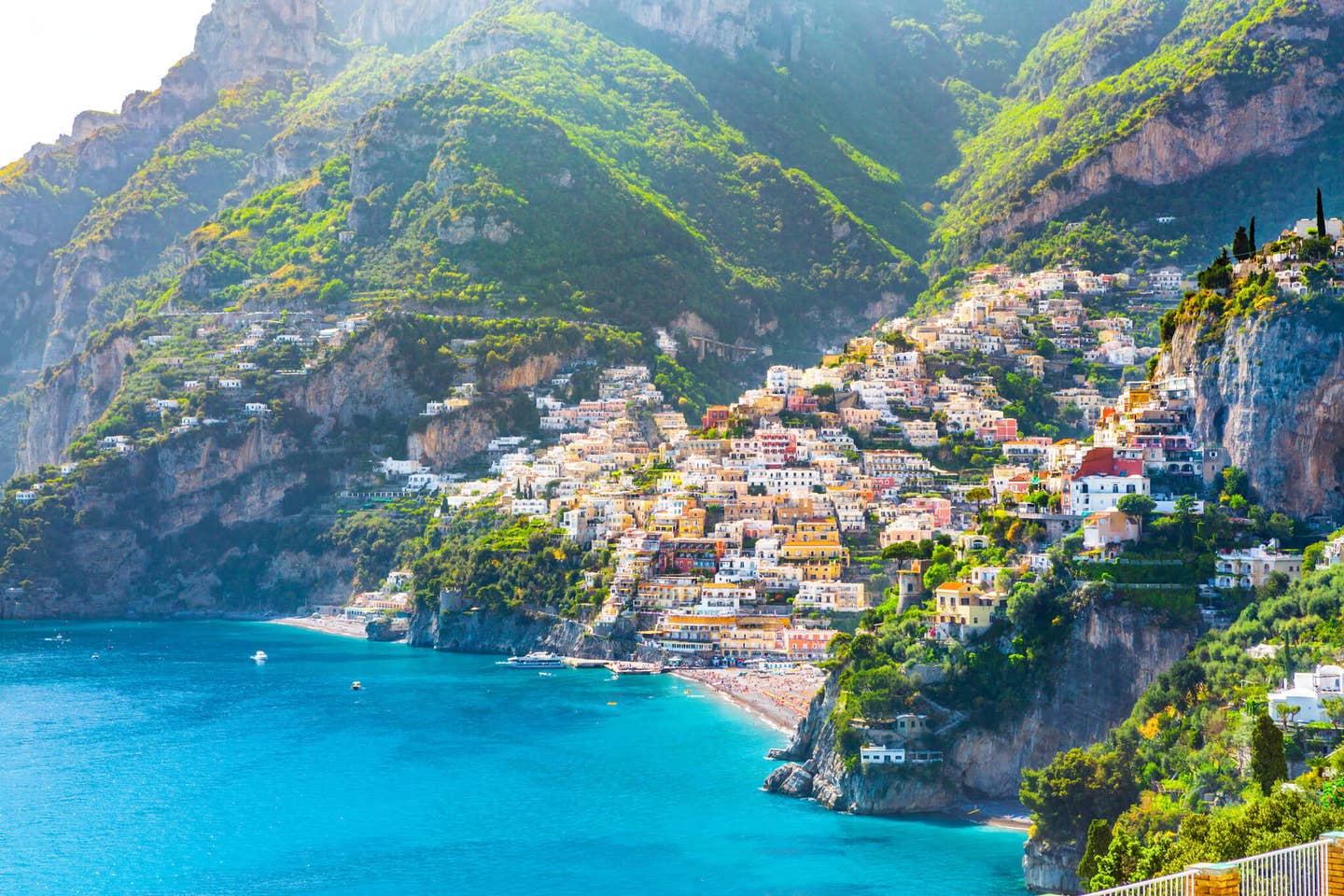 Urlaub an der Amalfiküste – Blick über Positano